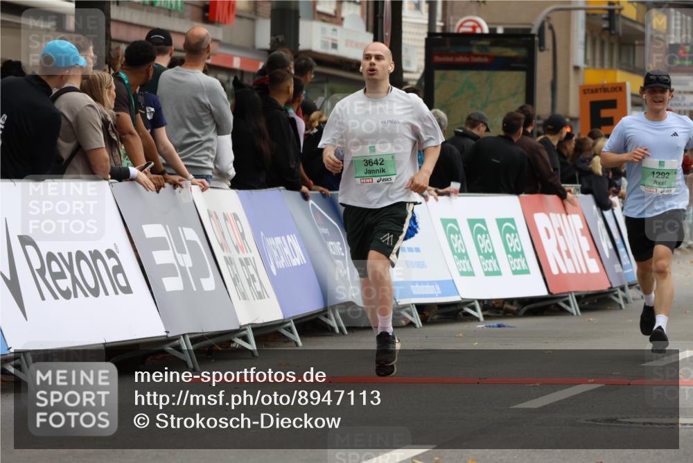 21.09.2025 - PSD Bank Halbmarathon Strokosch-Dieckow http://msf.ph/oto/8947113 21.09.2025 12:18:20 Ziel 1290, 1292, 1385, 3178, 3642, 3971 meine-sportfotos.de