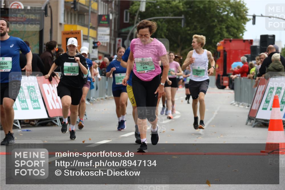 21.09.2025 - PSD Bank Halbmarathon Strokosch-Dieckow http://msf.ph/oto/8947134 21.09.2025 12:18:38 Ziel 1050, 1950, 2959, 2973, 2974, 3350, 3486, 3563, 3752, 3796 meine-sportfotos.de
