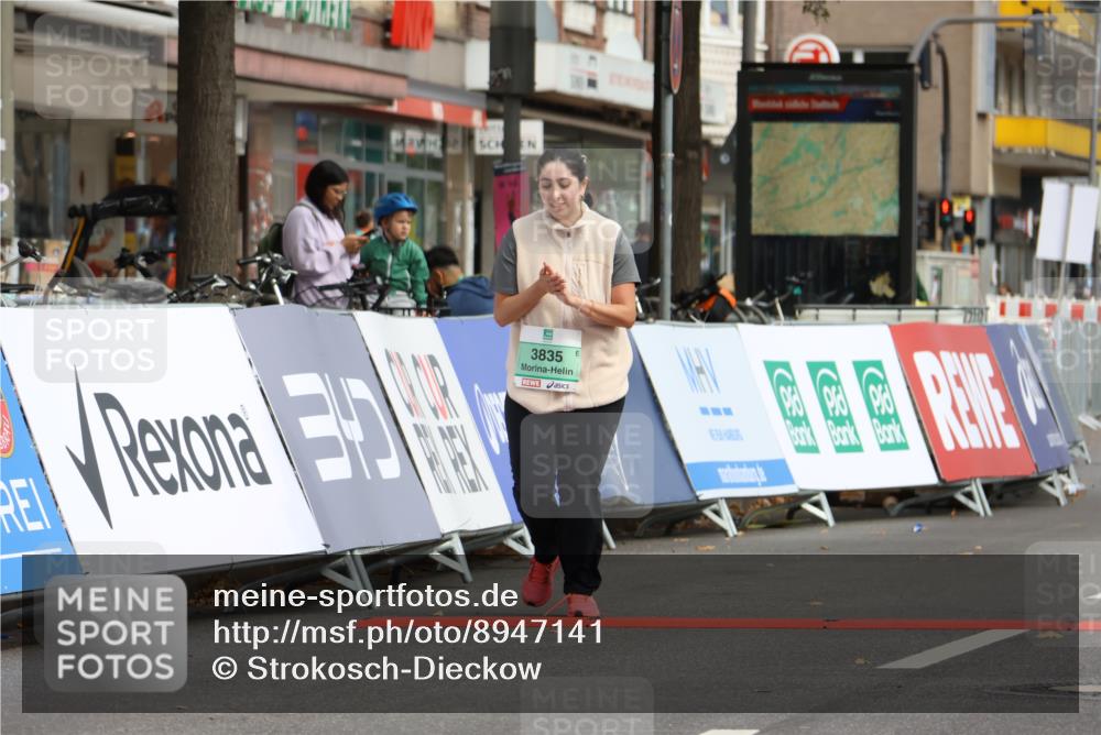 21.09.2025 - PSD Bank Halbmarathon Strokosch-Dieckow http://msf.ph/oto/8947141 21.09.2025 13:06:17 Ziel 3835 meine-sportfotos.de