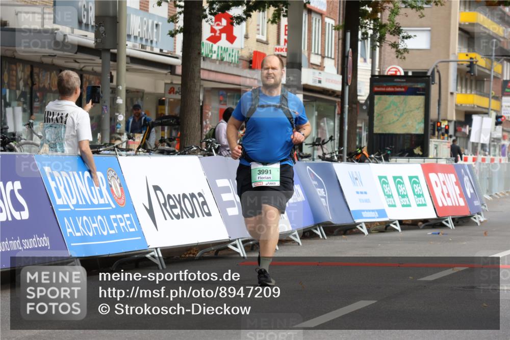 21.09.2025 - PSD Bank Halbmarathon Strokosch-Dieckow http://msf.ph/oto/8947209 21.09.2025 13:06:46 Ziel 3497, 3810, 3991 meine-sportfotos.de