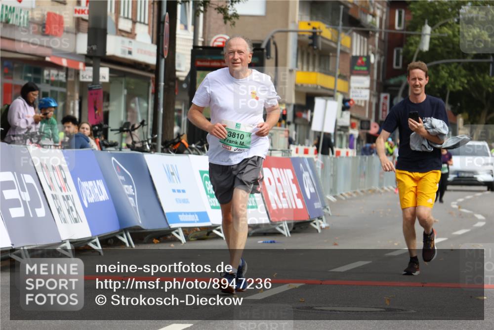 21.09.2025 - PSD Bank Halbmarathon Strokosch-Dieckow http://msf.ph/oto/8947236 21.09.2025 13:06:52 Ziel 3810, 3991 meine-sportfotos.de