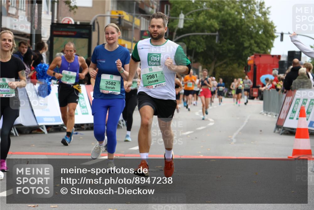 21.09.2025 - PSD Bank Halbmarathon Strokosch-Dieckow http://msf.ph/oto/8947238 21.09.2025 12:19:17 Ziel 1142, 2002, 2981, 3293, 3423, 3582, 3720, 3977 meine-sportfotos.de