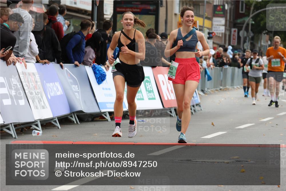 21.09.2025 - PSD Bank Halbmarathon Strokosch-Dieckow http://msf.ph/oto/8947250 21.09.2025 12:19:27 Ziel 1142, 3423, 3662, 3663, 3720 meine-sportfotos.de