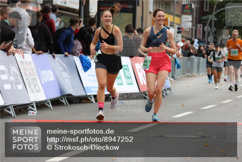 21.09.2025 - PSD Bank Halbmarathon Strokosch-Dieckow http://msf.ph/oto/8947252 21.09.2025 12:19:27 Ziel 1142, 3423, 3662, 3663, 3720 meine-sportfotos.de