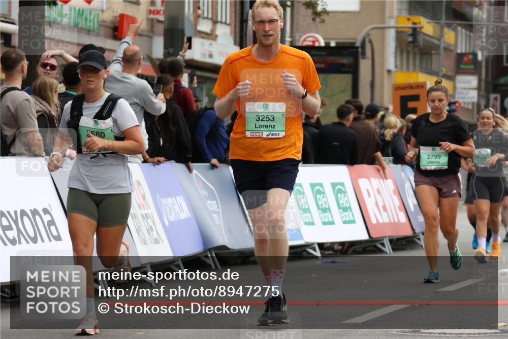 21.09.2025 - PSD Bank Halbmarathon Strokosch-Dieckow http://msf.ph/oto/8947275 21.09.2025 12:19:40 Ziel 1004, 2714, 2799, 3111, 3122, 3253, 3501, 3567, 3580 meine-sportfotos.de