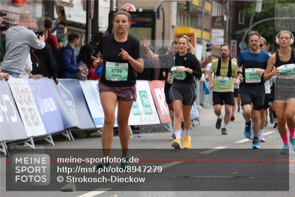 21.09.2025 - PSD Bank Halbmarathon Strokosch-Dieckow http://msf.ph/oto/8947279 21.09.2025 12:19:42 Ziel 1004, 2714, 2799, 3111, 3122, 3253, 3501, 3528, 3567, 3580, 3678, 4067 meine-sportfotos.de
