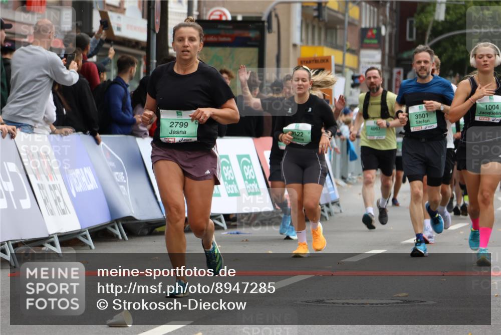 21.09.2025 - PSD Bank Halbmarathon Strokosch-Dieckow http://msf.ph/oto/8947285 21.09.2025 12:19:42 Ziel 1004, 2714, 2799, 3111, 3122, 3253, 3501, 3528, 3567, 3580, 3678, 4067 meine-sportfotos.de