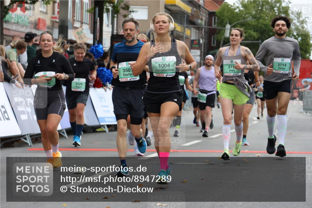 21.09.2025 - PSD Bank Halbmarathon Strokosch-Dieckow http://msf.ph/oto/8947289 21.09.2025 12:19:46 Ziel 1004, 1070, 2714, 2799, 3111, 3122, 3253, 3264, 3265, 3347, 3501, 3528, 3567, 3580, 3678, 4067 meine-sportfotos.de