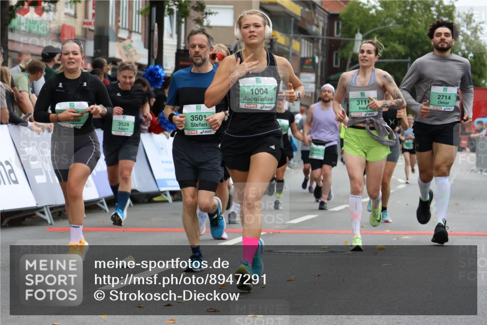 21.09.2025 - PSD Bank Halbmarathon Strokosch-Dieckow http://msf.ph/oto/8947291 21.09.2025 12:19:46 Ziel 1004, 1070, 2714, 2799, 3111, 3122, 3253, 3264, 3265, 3347, 3501, 3528, 3567, 3580, 3678, 4067 meine-sportfotos.de