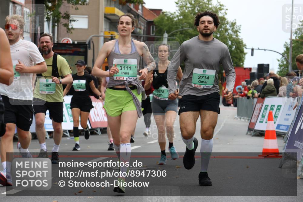 21.09.2025 - PSD Bank Halbmarathon Strokosch-Dieckow http://msf.ph/oto/8947306 21.09.2025 12:19:48 Ziel 1004, 1070, 2714, 2799, 3111, 3122, 3253, 3264, 3265, 3347, 3501, 3528, 3567, 3580, 3678, 4067 meine-sportfotos.de