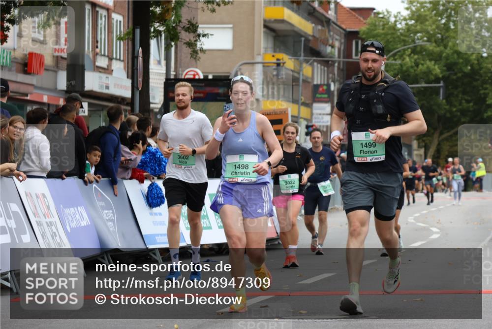 21.09.2025 - PSD Bank Halbmarathon Strokosch-Dieckow http://msf.ph/oto/8947309 21.09.2025 12:24:14 Ziel 1498, 1499, 3022, 3281, 3419, 3602 meine-sportfotos.de