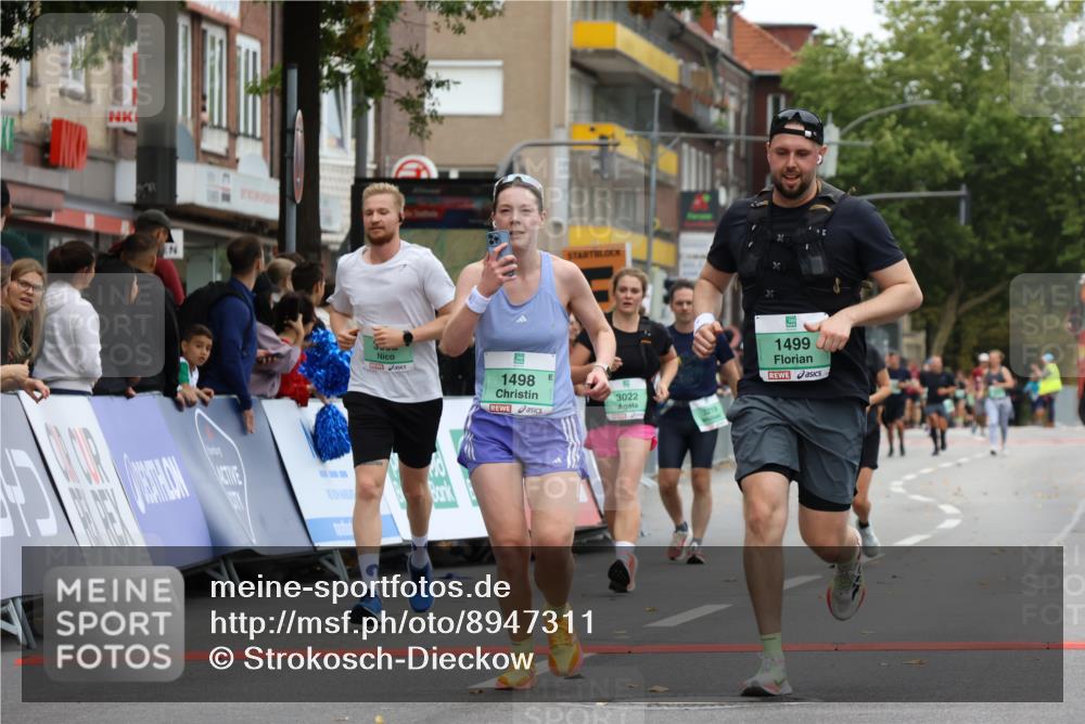 21.09.2025 - PSD Bank Halbmarathon Strokosch-Dieckow http://msf.ph/oto/8947311 21.09.2025 12:24:14 Ziel 1498, 1499, 3022, 3281, 3419, 3602 meine-sportfotos.de