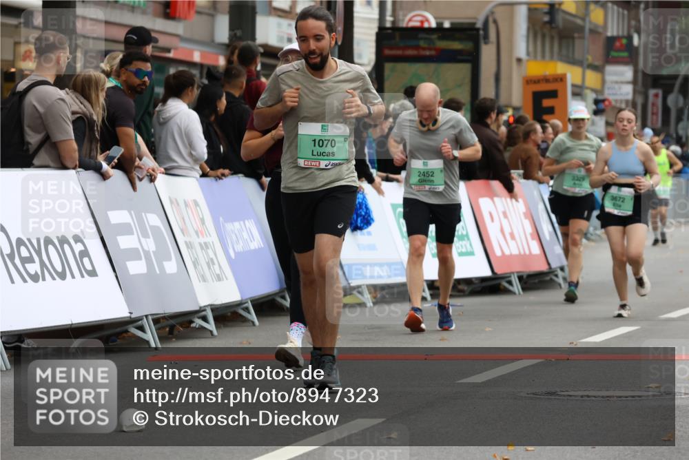 21.09.2025 - PSD Bank Halbmarathon Strokosch-Dieckow http://msf.ph/oto/8947323 21.09.2025 12:19:53 Ziel 1004, 1070, 1661, 2452, 2714, 3111, 3122, 3264, 3265, 3329, 3347, 3501, 3528, 3567, 3672, 3678, 4067 meine-sportfotos.de