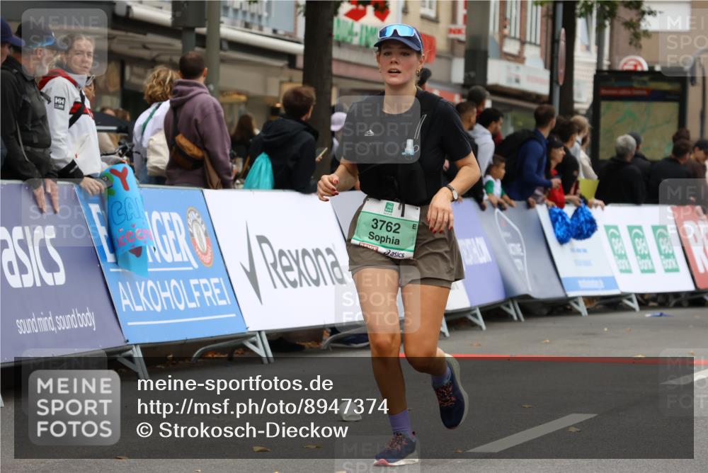 21.09.2025 - PSD Bank Halbmarathon Strokosch-Dieckow http://msf.ph/oto/8947374 21.09.2025 12:24:51 Ziel 2846, 3143, 3214, 3263, 3745, 3762 meine-sportfotos.de