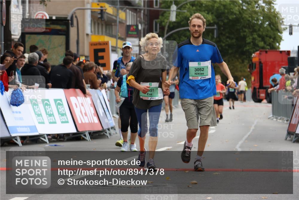 21.09.2025 - PSD Bank Halbmarathon Strokosch-Dieckow http://msf.ph/oto/8947378 21.09.2025 12:20:16 Ziel 1151, 1152, 1176, 2211, 3051, 3052, 3445 meine-sportfotos.de