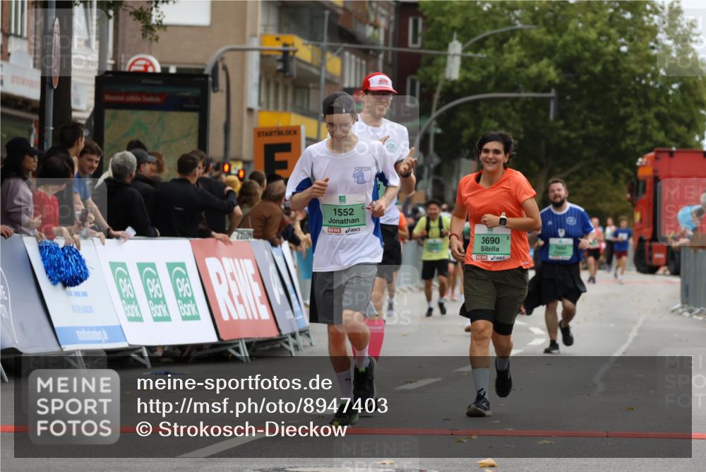 21.09.2025 - PSD Bank Halbmarathon Strokosch-Dieckow http://msf.ph/oto/8947403 21.09.2025 12:20:39 Ziel 1208, 1235, 1474, 1552, 3690, 3756 meine-sportfotos.de