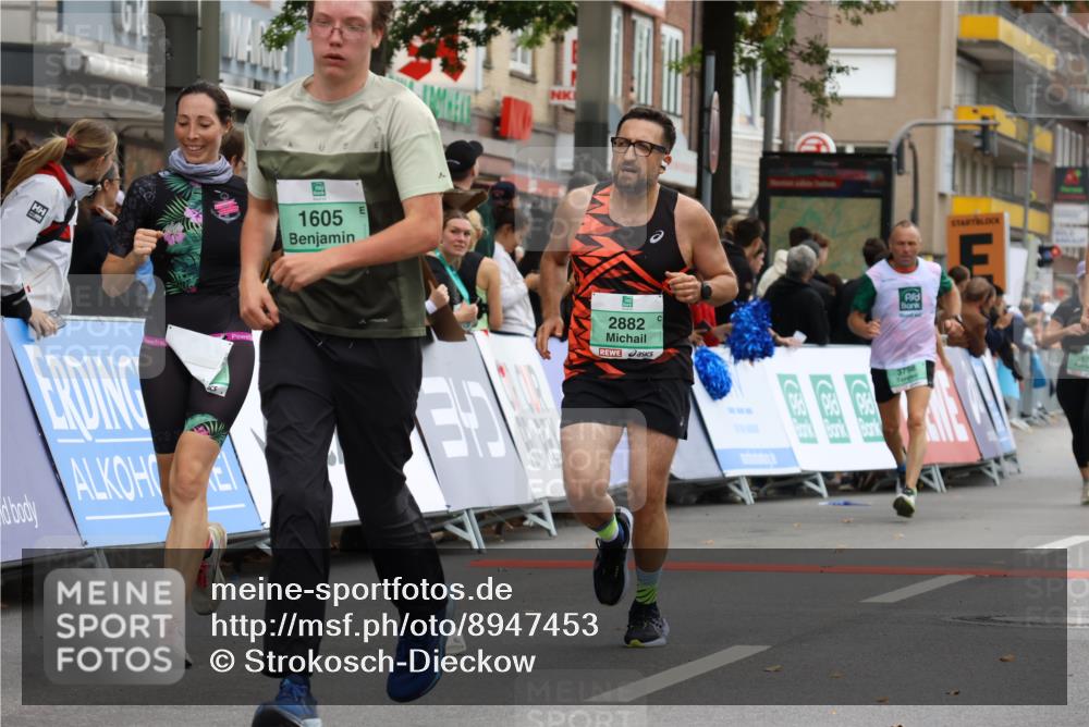 21.09.2025 - PSD Bank Halbmarathon Strokosch-Dieckow http://msf.ph/oto/8947453 21.09.2025 12:21:02 Ziel 1054, 1604, 1605, 1771, 2882, 3246, 3296, 3571, 3644, 3681, 3798 meine-sportfotos.de
