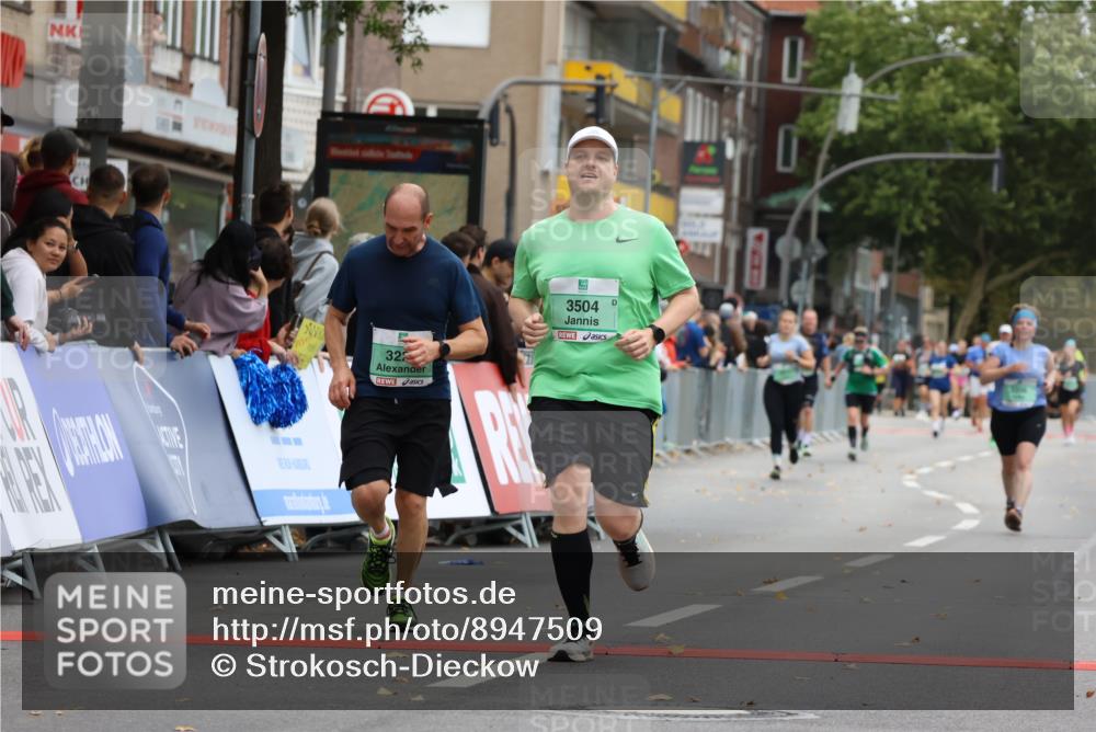 21.09.2025 - PSD Bank Halbmarathon Strokosch-Dieckow http://msf.ph/oto/8947509 21.09.2025 12:26:02 Ziel 2975, 3227, 3258, 3429, 3504, 3631 meine-sportfotos.de