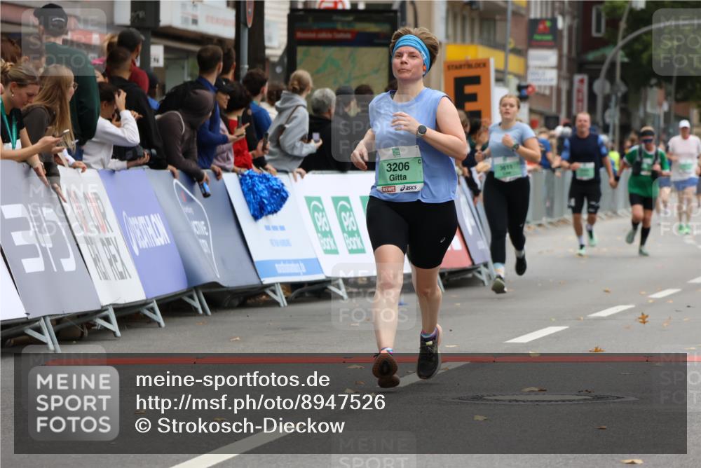 21.09.2025 - PSD Bank Halbmarathon Strokosch-Dieckow http://msf.ph/oto/8947526 21.09.2025 12:26:11 Ziel 3206, 3227, 3504, 3611 meine-sportfotos.de
