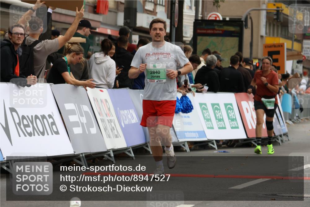 21.09.2025 - PSD Bank Halbmarathon Strokosch-Dieckow http://msf.ph/oto/8947527 21.09.2025 12:21:27 Ziel 2840, 2887, 2905, 3333, 3460, 3980 meine-sportfotos.de