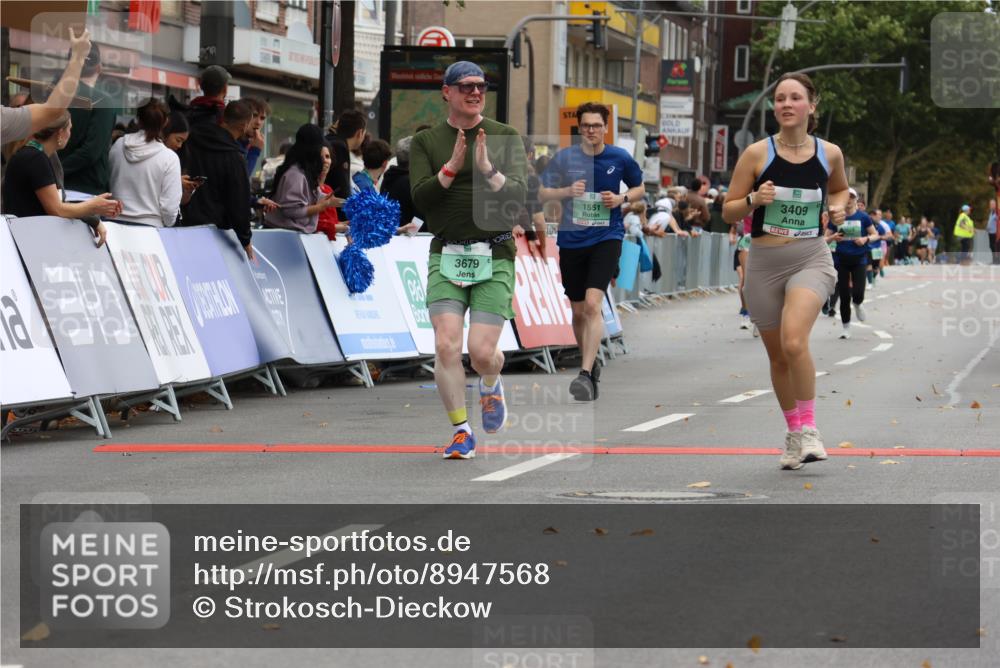 21.09.2025 - PSD Bank Halbmarathon Strokosch-Dieckow http://msf.ph/oto/8947568 21.09.2025 12:21:44 Ziel 1214, 1551, 3409, 3679, 3694 meine-sportfotos.de