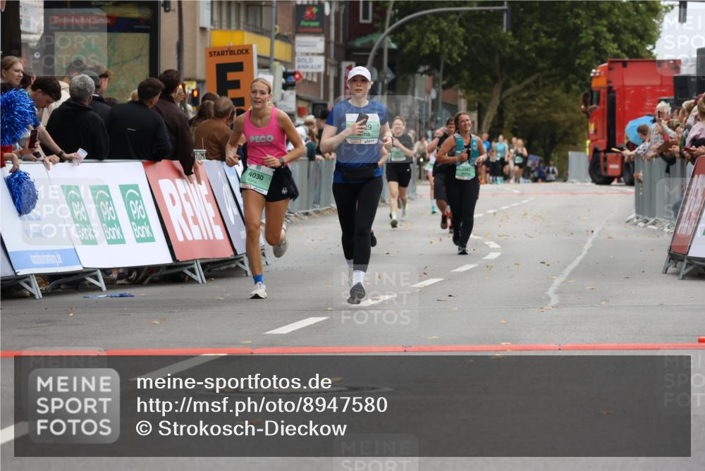 21.09.2025 - PSD Bank Halbmarathon Strokosch-Dieckow http://msf.ph/oto/8947580 21.09.2025 12:21:51 Ziel 1551, 3409, 3629, 3679, 3694, 4030 meine-sportfotos.de