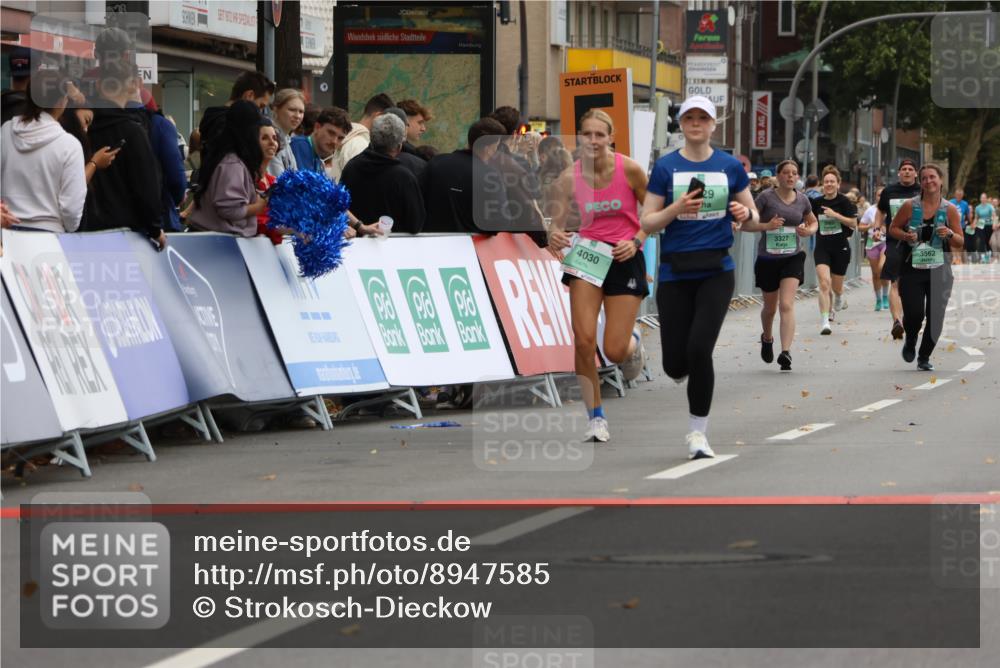 21.09.2025 - PSD Bank Halbmarathon Strokosch-Dieckow http://msf.ph/oto/8947585 21.09.2025 12:21:52 Ziel 1551, 3409, 3629, 3679, 4030 meine-sportfotos.de