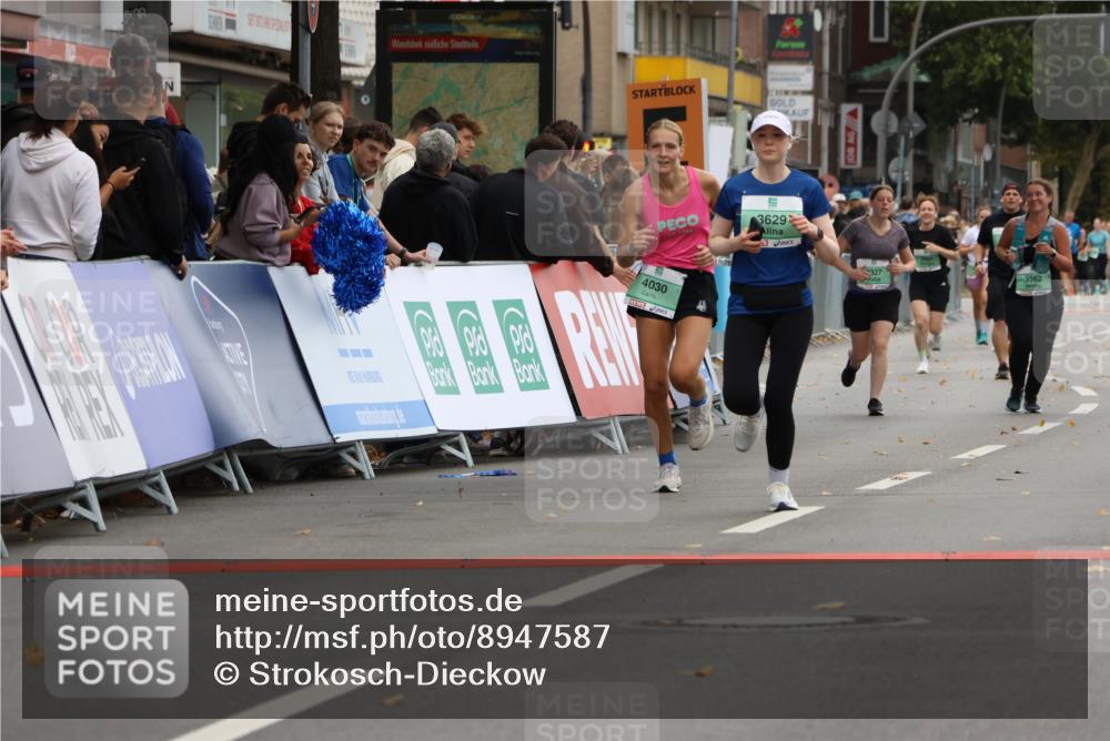 21.09.2025 - PSD Bank Halbmarathon Strokosch-Dieckow http://msf.ph/oto/8947587 21.09.2025 12:21:52 Ziel 1551, 3409, 3629, 3679, 4030 meine-sportfotos.de