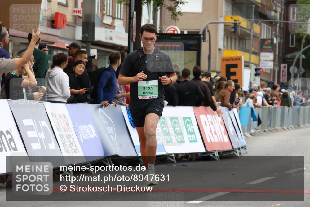 21.09.2025 - PSD Bank Halbmarathon Strokosch-Dieckow http://msf.ph/oto/8947631 21.09.2025 12:22:16 Ziel 2560, 3131, 3305, 3432, 3636 meine-sportfotos.de