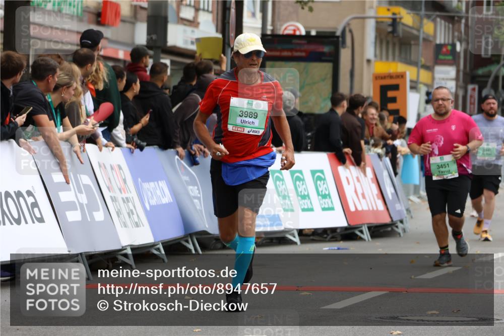 21.09.2025 - PSD Bank Halbmarathon Strokosch-Dieckow http://msf.ph/oto/8947657 21.09.2025 12:27:16 Ziel 1269, 1270, 3451, 3661, 3856, 3882, 3989 meine-sportfotos.de