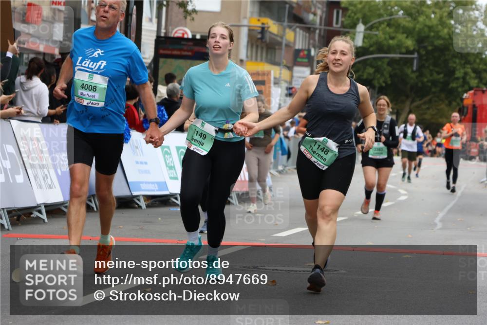 21.09.2025 - PSD Bank Halbmarathon Strokosch-Dieckow http://msf.ph/oto/8947669 21.09.2025 12:22:41 Ziel 1148, 1149, 3383, 3430, 3535, 3621, 3683, 3754, 4008 meine-sportfotos.de