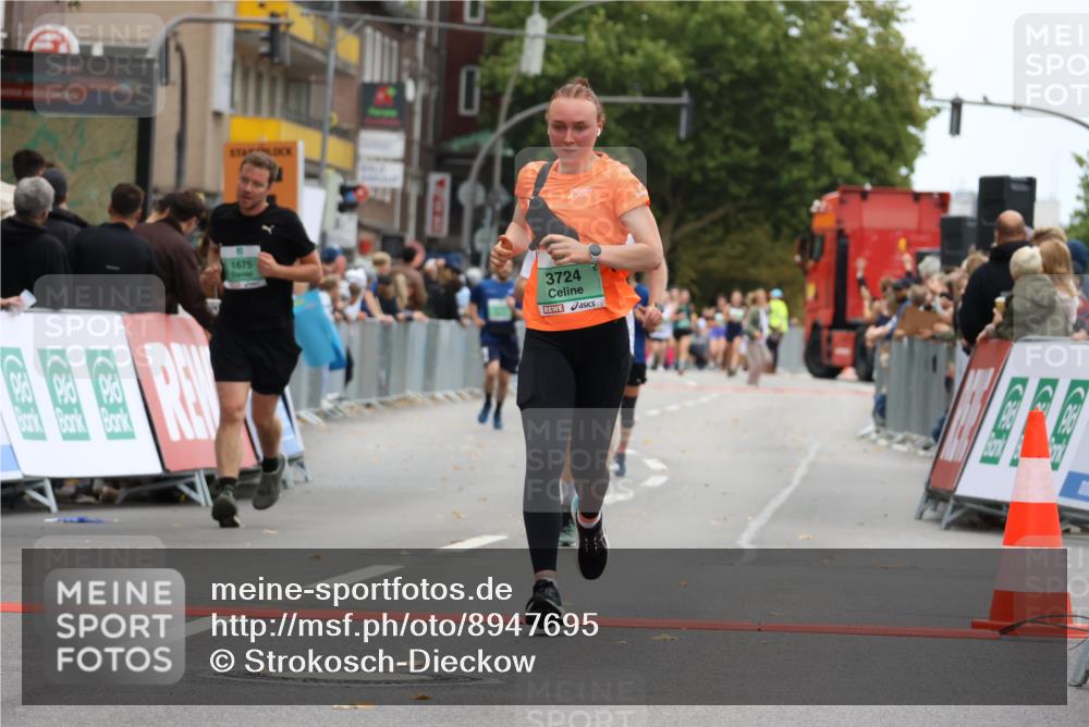 21.09.2025 - PSD Bank Halbmarathon Strokosch-Dieckow http://msf.ph/oto/8947695 21.09.2025 12:22:51 Ziel 1675, 3383, 3430, 3535, 3683, 3724, 3765 meine-sportfotos.de