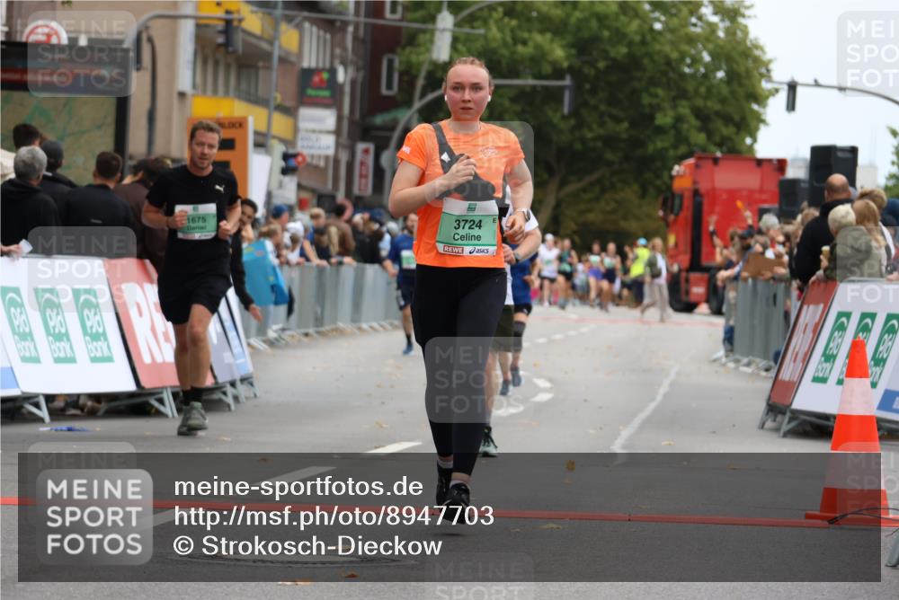 21.09.2025 - PSD Bank Halbmarathon Strokosch-Dieckow http://msf.ph/oto/8947703 21.09.2025 12:22:51 Ziel 1675, 3383, 3430, 3535, 3683, 3724, 3765 meine-sportfotos.de