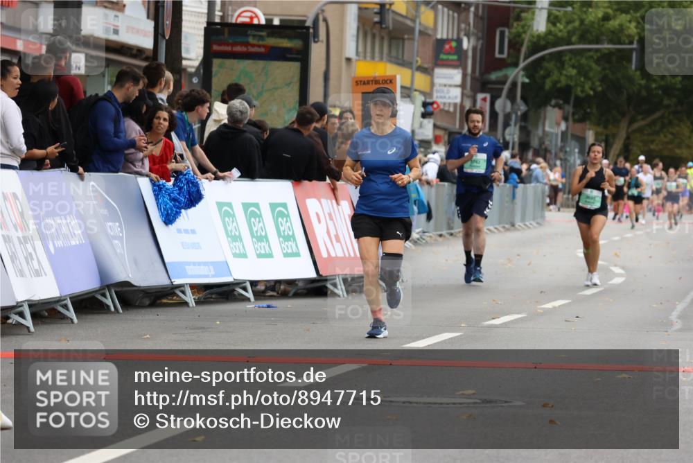21.09.2025 - PSD Bank Halbmarathon Strokosch-Dieckow http://msf.ph/oto/8947715 21.09.2025 12:22:59 Ziel 1295, 1675, 3724, 3765 meine-sportfotos.de