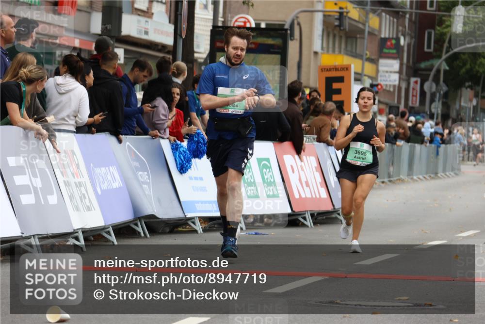 21.09.2025 - PSD Bank Halbmarathon Strokosch-Dieckow http://msf.ph/oto/8947719 21.09.2025 12:23:05 Ziel 1295, 1675, 3695, 3742 meine-sportfotos.de