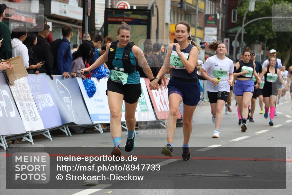 21.09.2025 - PSD Bank Halbmarathon Strokosch-Dieckow http://msf.ph/oto/8947733 21.09.2025 12:23:28 Ziel 3225, 3300, 3368, 3386, 3515 meine-sportfotos.de