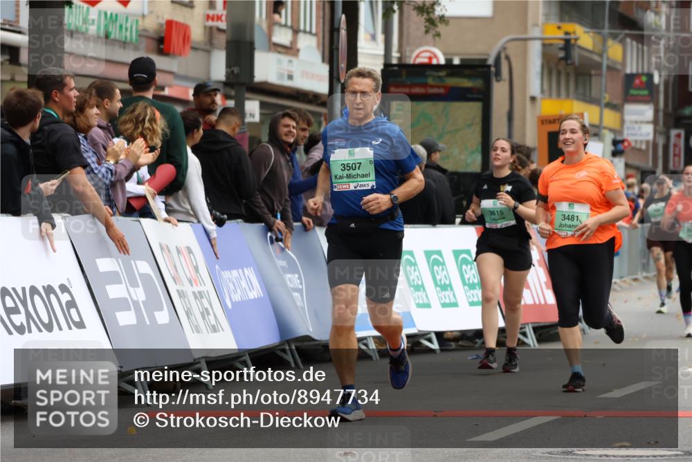 21.09.2025 - PSD Bank Halbmarathon Strokosch-Dieckow http://msf.ph/oto/8947734 21.09.2025 12:27:59 Ziel 1677, 3481, 3507, 3594, 3615 meine-sportfotos.de
