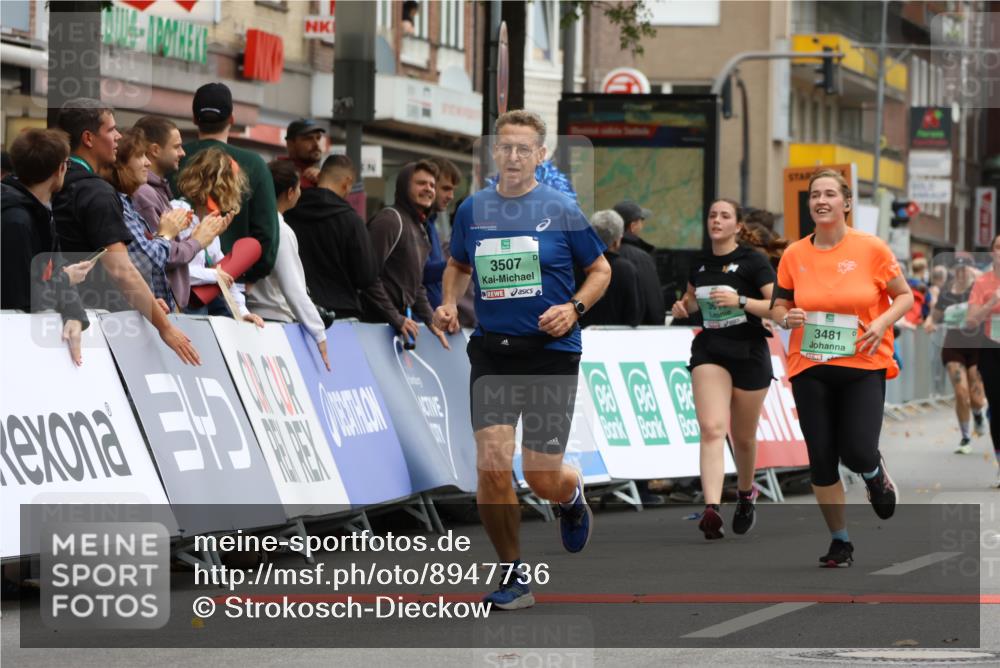 21.09.2025 - PSD Bank Halbmarathon Strokosch-Dieckow http://msf.ph/oto/8947736 21.09.2025 12:27:59 Ziel 1677, 3481, 3507, 3594, 3615 meine-sportfotos.de