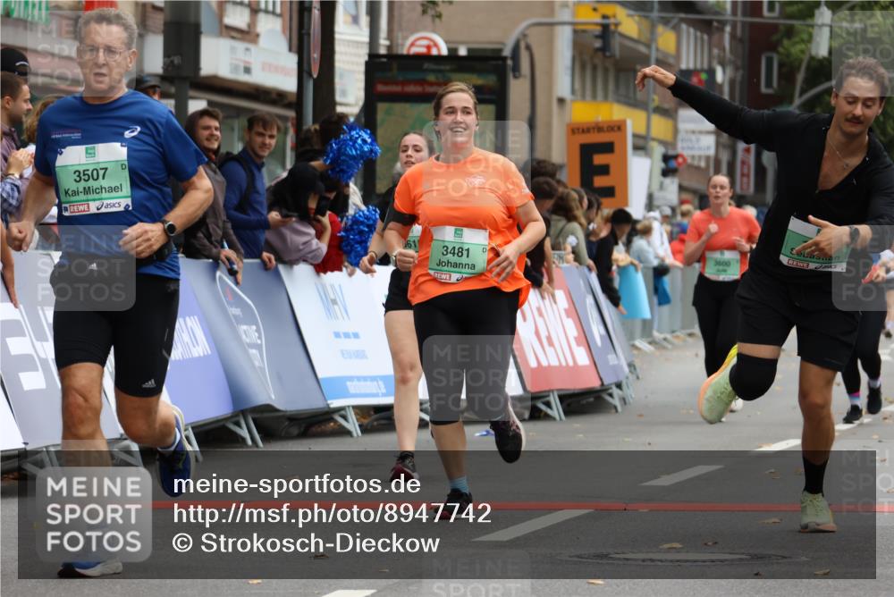 21.09.2025 - PSD Bank Halbmarathon Strokosch-Dieckow http://msf.ph/oto/8947742 21.09.2025 12:28:00 Ziel 1677, 3478, 3481, 3507, 3594, 3615 meine-sportfotos.de