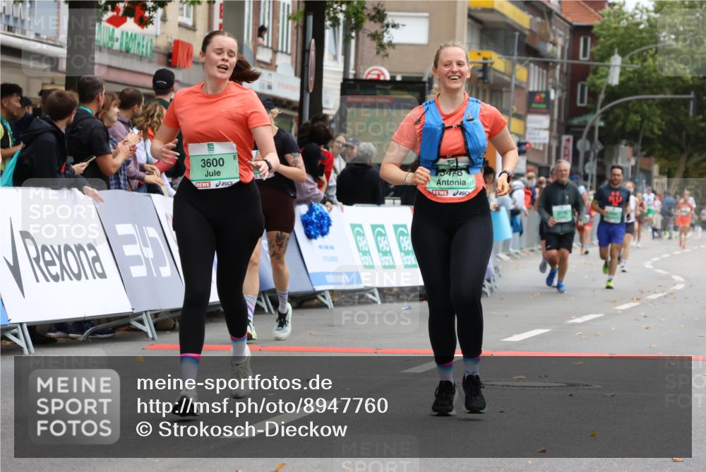 21.09.2025 - PSD Bank Halbmarathon Strokosch-Dieckow http://msf.ph/oto/8947760 21.09.2025 12:28:09 Ziel 1677, 3478, 3481, 3507, 3600, 3615, 3658 meine-sportfotos.de
