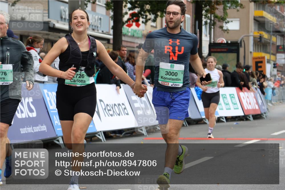 21.09.2025 - PSD Bank Halbmarathon Strokosch-Dieckow http://msf.ph/oto/8947806 21.09.2025 12:28:21 Ziel 2726, 3000, 3422, 3776 meine-sportfotos.de