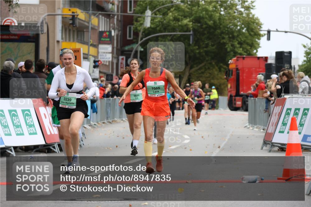 21.09.2025 - PSD Bank Halbmarathon Strokosch-Dieckow http://msf.ph/oto/8947835 21.09.2025 12:28:44 Ziel 1065, 1573, 1597, 3239, 3684 meine-sportfotos.de