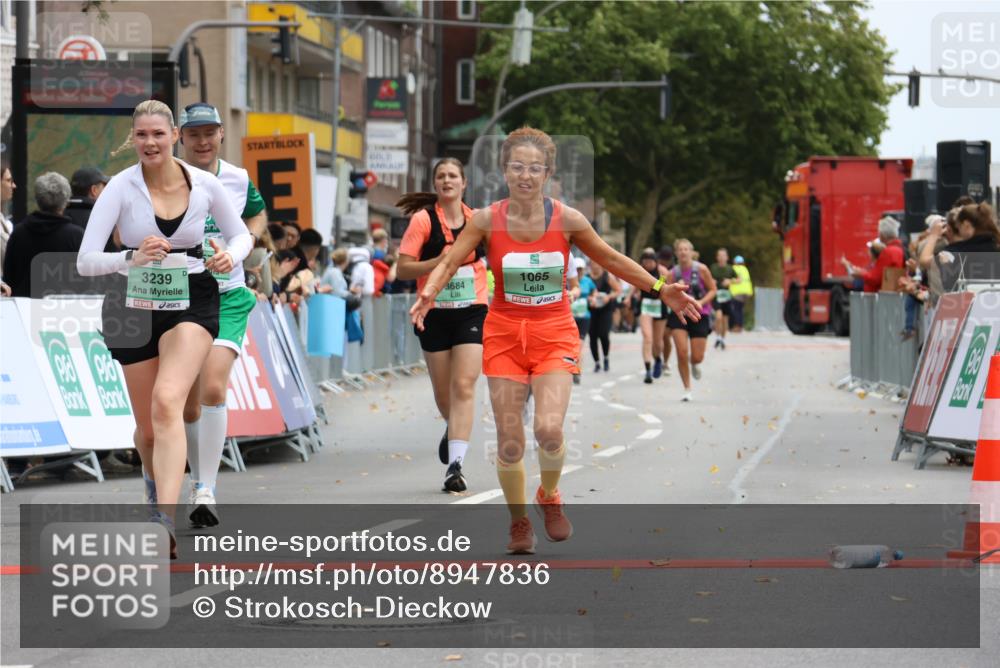 21.09.2025 - PSD Bank Halbmarathon Strokosch-Dieckow http://msf.ph/oto/8947836 21.09.2025 12:28:45 Ziel 1065, 1573, 3239, 3684, 3685 meine-sportfotos.de