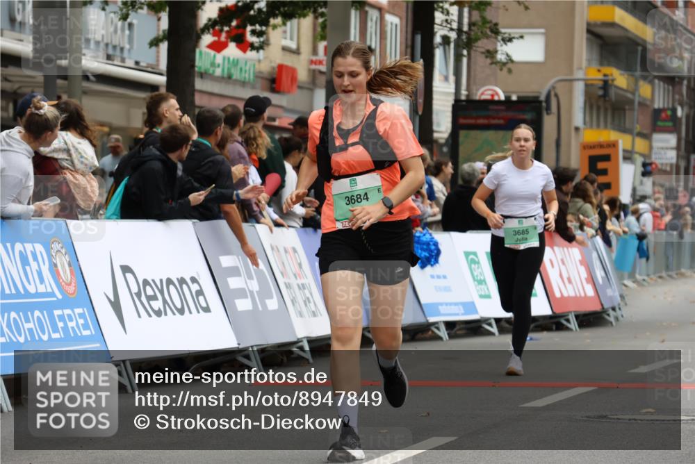 21.09.2025 - PSD Bank Halbmarathon Strokosch-Dieckow http://msf.ph/oto/8947849 21.09.2025 12:28:51 Ziel 1065, 1573, 3239, 3684, 3685 meine-sportfotos.de