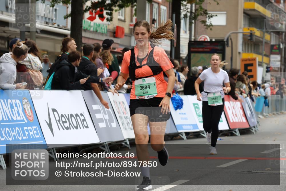 21.09.2025 - PSD Bank Halbmarathon Strokosch-Dieckow http://msf.ph/oto/8947850 21.09.2025 12:28:51 Ziel 1065, 1573, 3239, 3684, 3685 meine-sportfotos.de