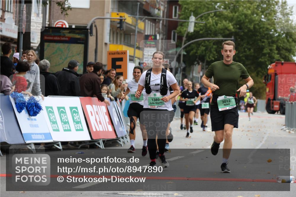 21.09.2025 - PSD Bank Halbmarathon Strokosch-Dieckow http://msf.ph/oto/8947890 21.09.2025 12:29:23 Ziel 1389, 1766, 3012, 3426, 3606, 3779, 3783 meine-sportfotos.de