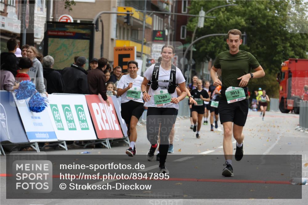 21.09.2025 - PSD Bank Halbmarathon Strokosch-Dieckow http://msf.ph/oto/8947895 21.09.2025 12:29:23 Ziel 1389, 1766, 3012, 3426, 3606, 3779, 3783 meine-sportfotos.de