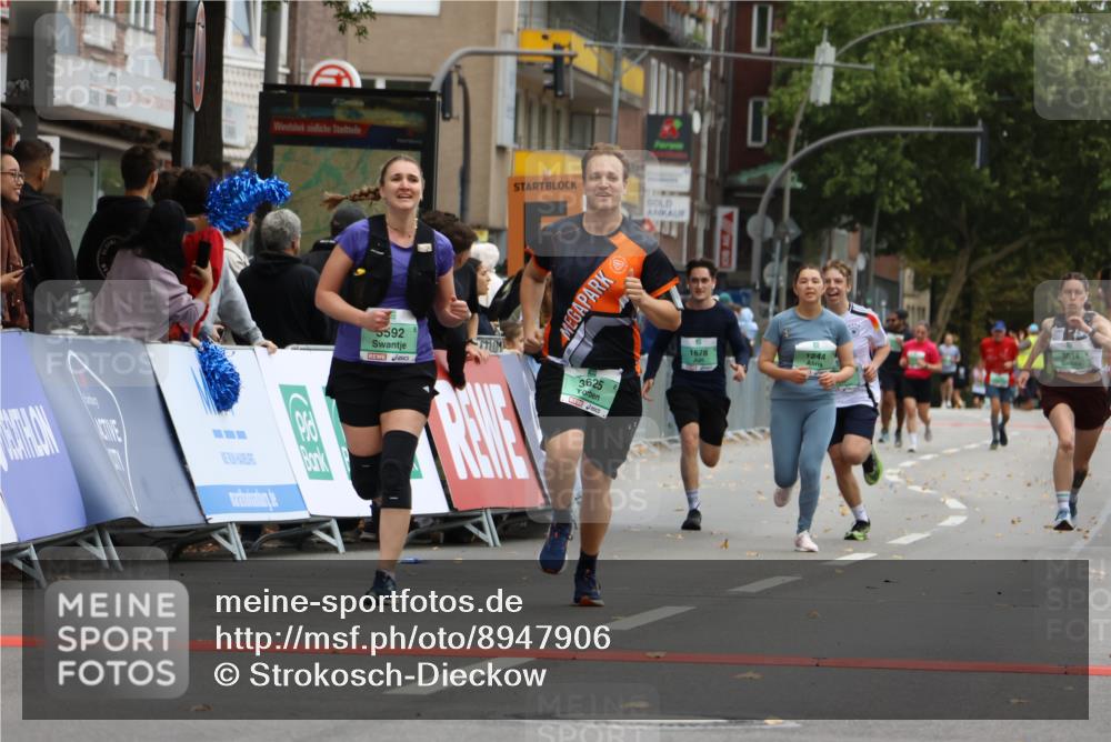 21.09.2025 - PSD Bank Halbmarathon Strokosch-Dieckow http://msf.ph/oto/8947906 21.09.2025 12:29:36 Ziel 1244, 1678, 2845, 3592, 3606, 3614, 3625, 3741, 3779, 3783 meine-sportfotos.de