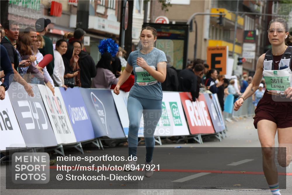 21.09.2025 - PSD Bank Halbmarathon Strokosch-Dieckow http://msf.ph/oto/8947921 21.09.2025 12:29:41 Ziel 1244, 1678, 2845, 3592, 3614, 3625, 3741 meine-sportfotos.de