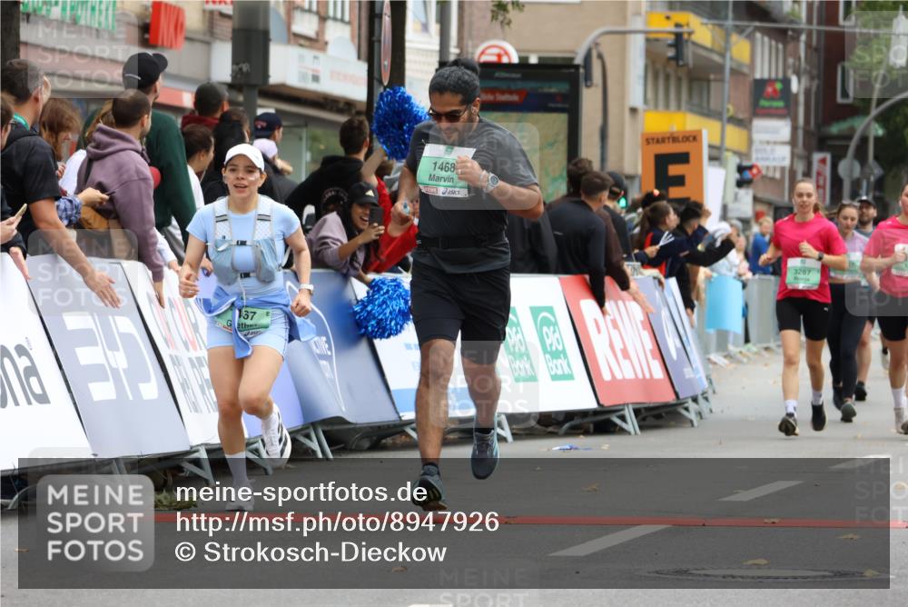 21.09.2025 - PSD Bank Halbmarathon Strokosch-Dieckow http://msf.ph/oto/8947926 21.09.2025 12:29:54 Ziel 1467, 1468, 3287, 3351 meine-sportfotos.de